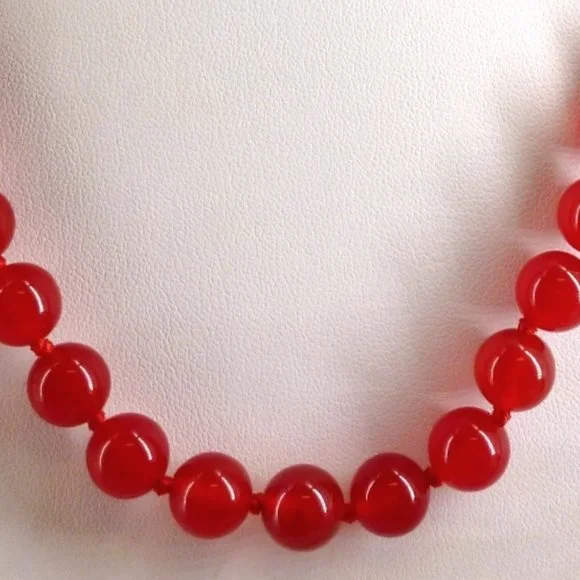 Red Necklace, Bracelet, Earring Set Glass Beads Fancy Clasp 18" - 21" NWOT Mint - Picture 3 of 7